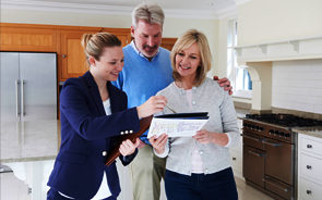Corporate notary services for opening a company abroad